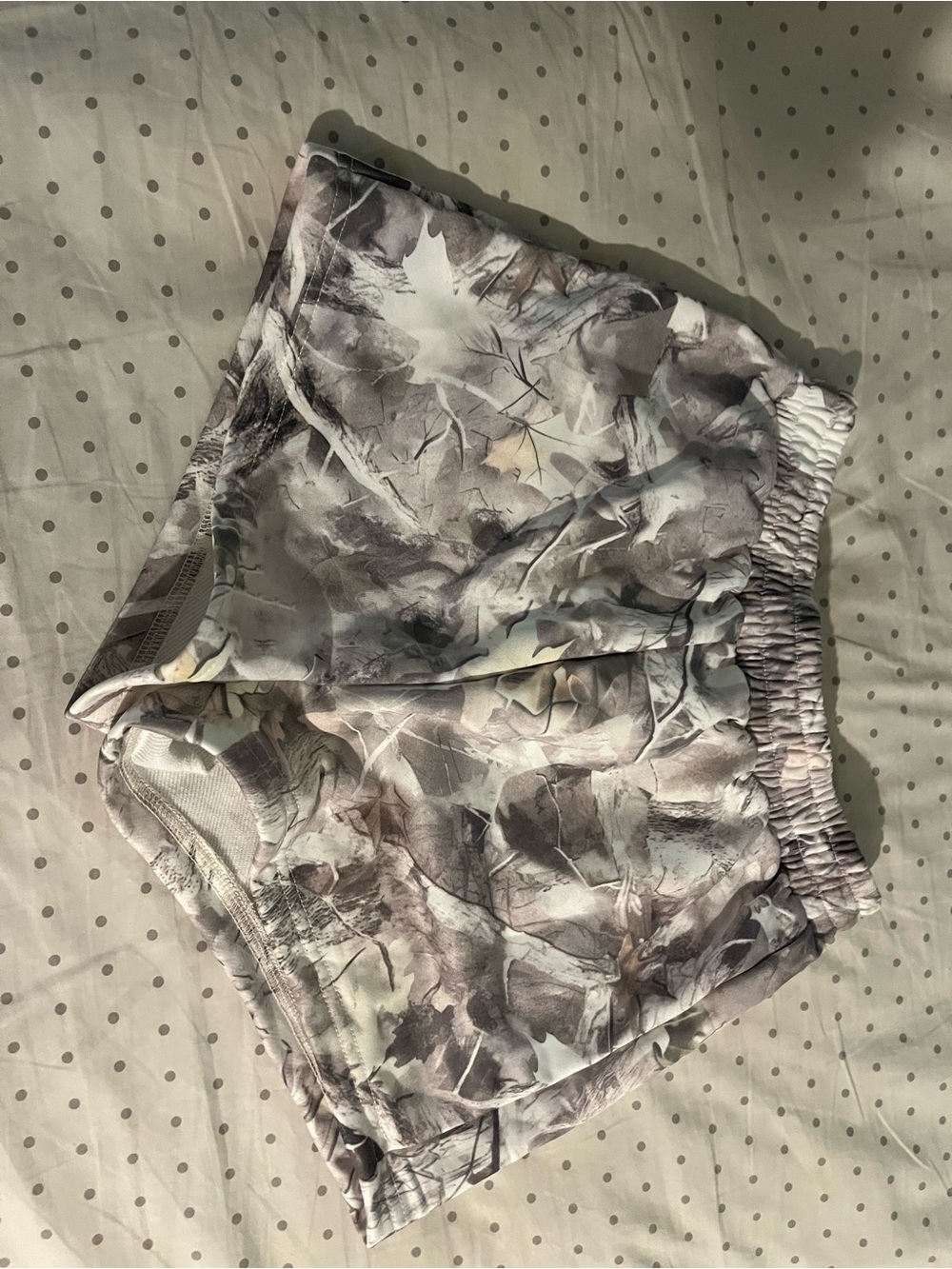 SHEIN Gray Leaf-Print Athletic Shorts